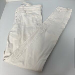 Joe's Jeans White Skinny Ankle High Waisted
Button Up Jeans